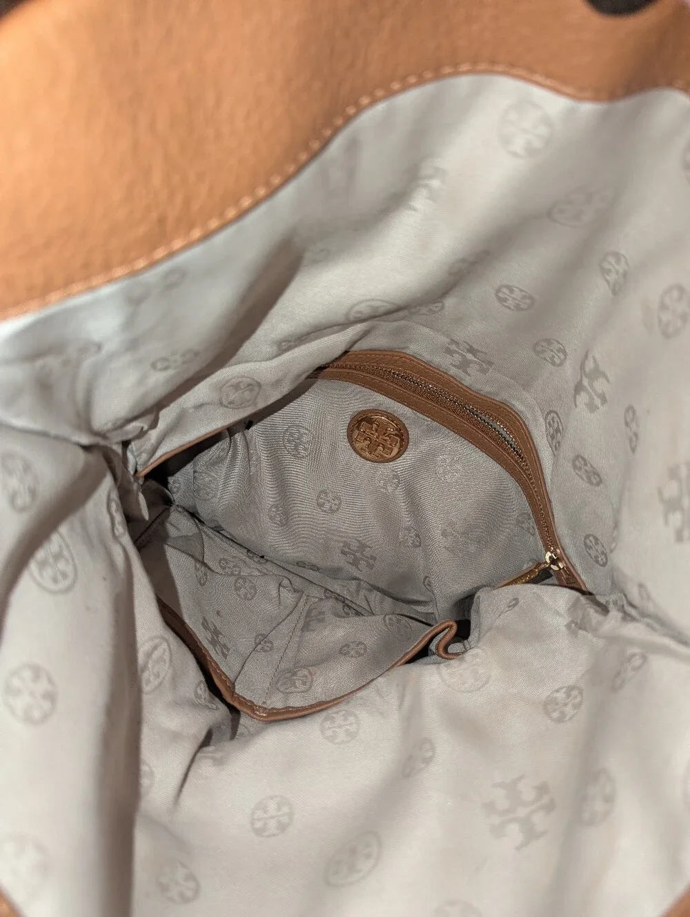 Tory Burch Amanda Fold Over Leather Crossbody Clutch Bag in Cognac Tan